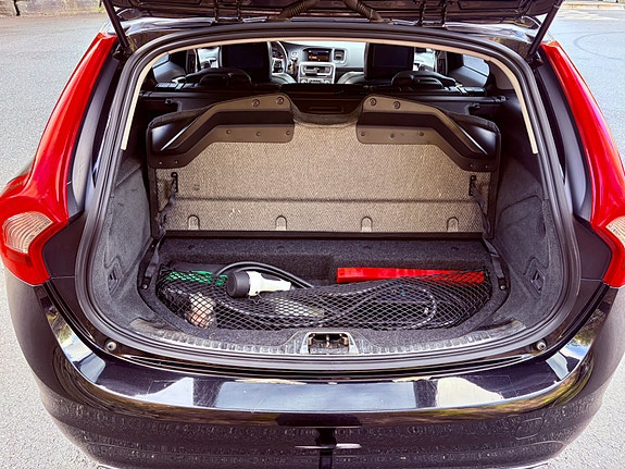 Volvo V60 17 of 30