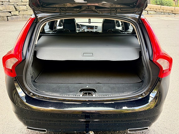 Volvo V60 15 of 30