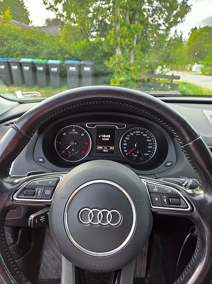 Audi Q3 9 of 12