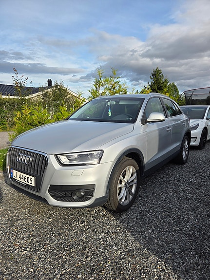 Audi Q3 3 of 12