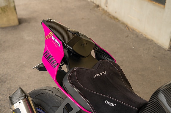 Yamaha YZF-R1M 27 of 30