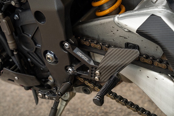 Yamaha YZF-R1M 15 of 30