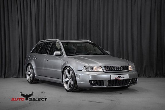 Audi RS4 4 of 30