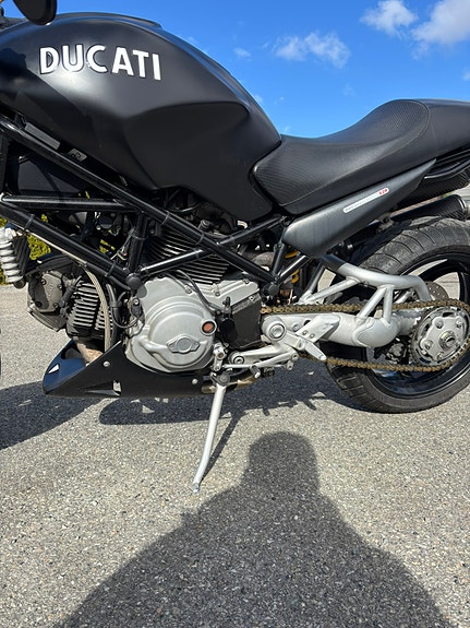 Ducati Monster S2R 13 of 15