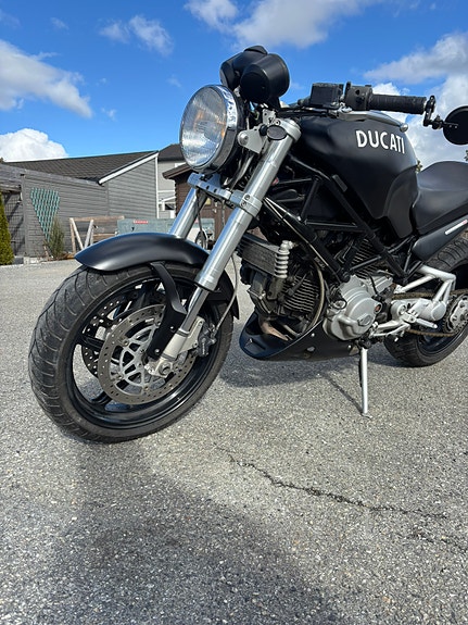 Ducati Monster S2R 11 of 15