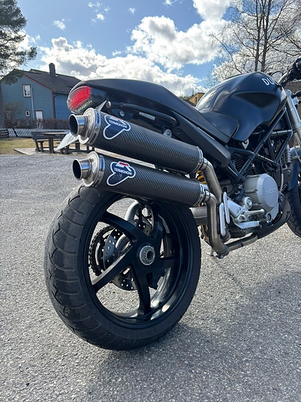 Ducati Monster S2R 10 of 15