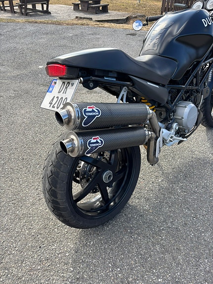 Ducati Monster S2R 9 of 15