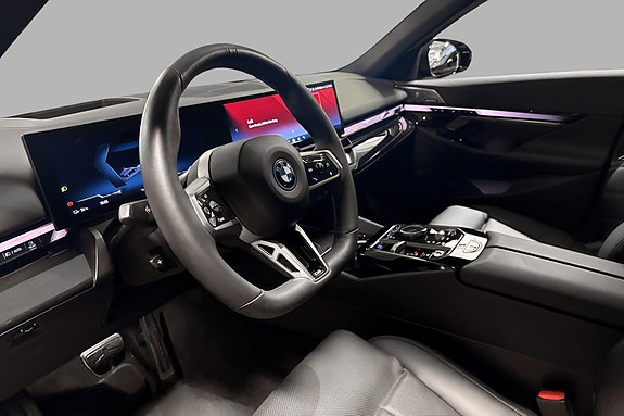 BMW i5 13 of 30