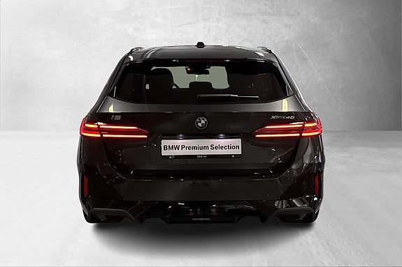 BMW i5 3 of 30