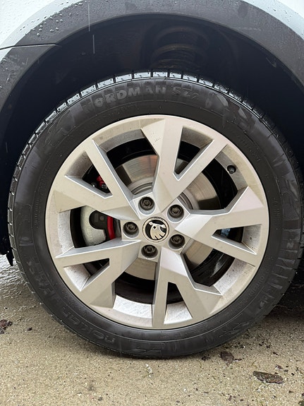 Skoda Octavia Scout 10 of 17