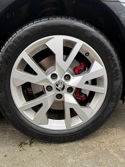 Skoda Octavia Scout 13 of 17
