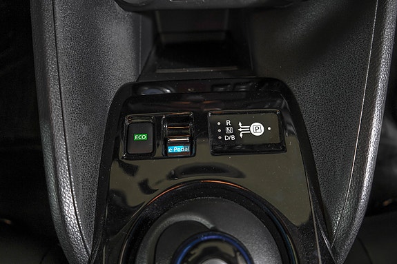 Nissan Leaf 18 of 23