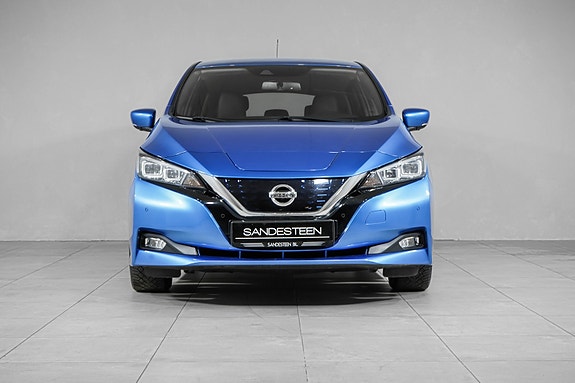 Nissan Leaf 2 of 23