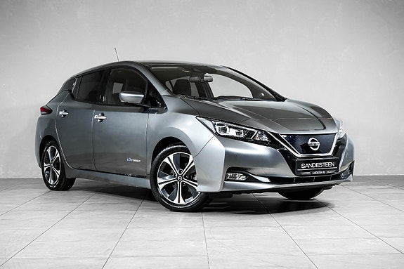 Nissan Leaf 3 of 21