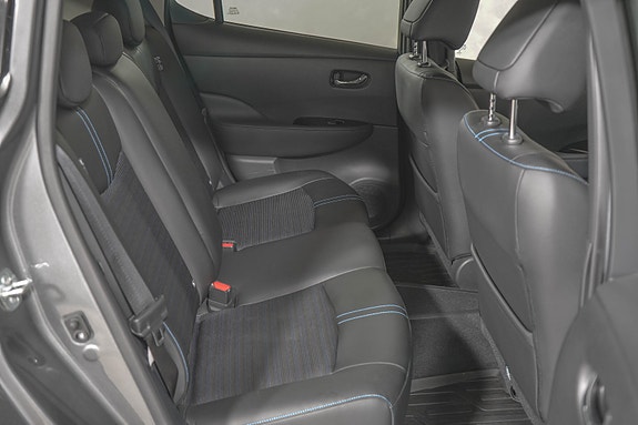 Nissan Leaf 9 of 21