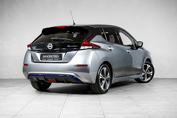 Nissan Leaf 4 of 21