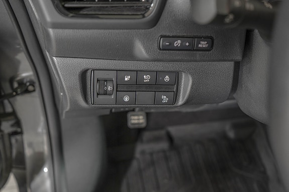 Nissan Leaf 10 of 21