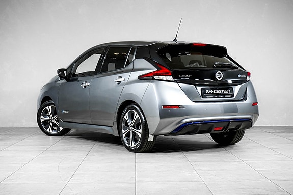 Nissan Leaf 5 of 21