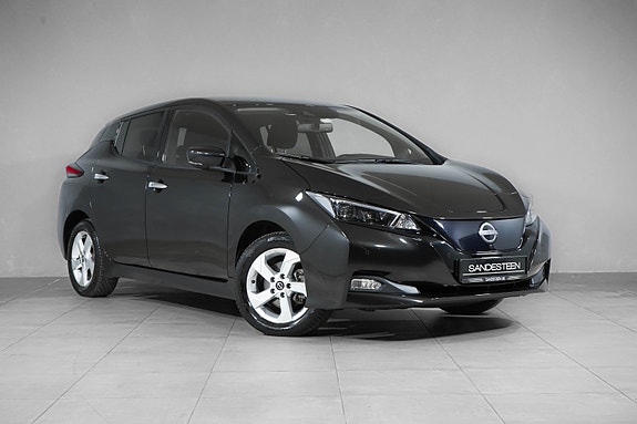 Nissan Leaf 3 of 22