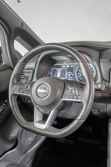 Nissan Leaf 15 of 22