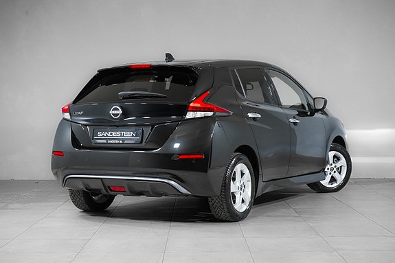 Nissan Leaf 4 of 22