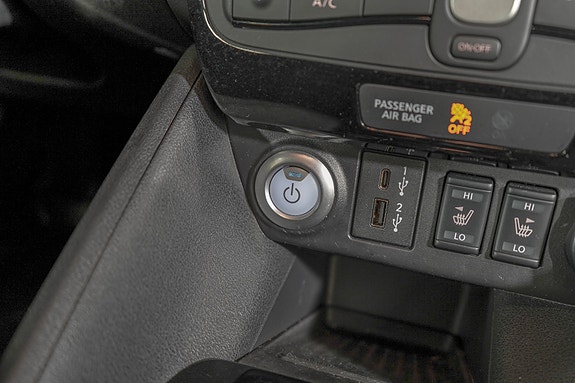 Nissan Leaf 14 of 22