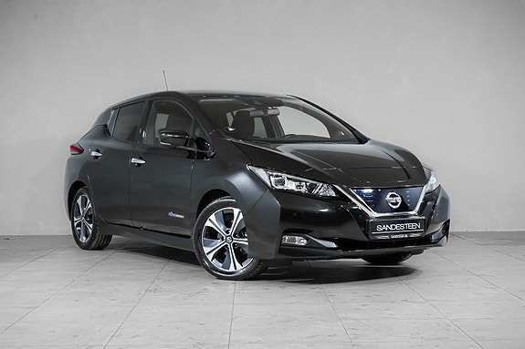 Nissan Leaf 3 of 22