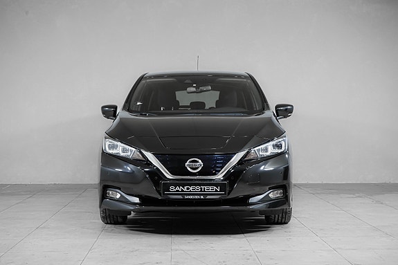Nissan Leaf 2 of 22