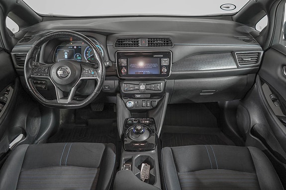 Nissan Leaf 12 of 22