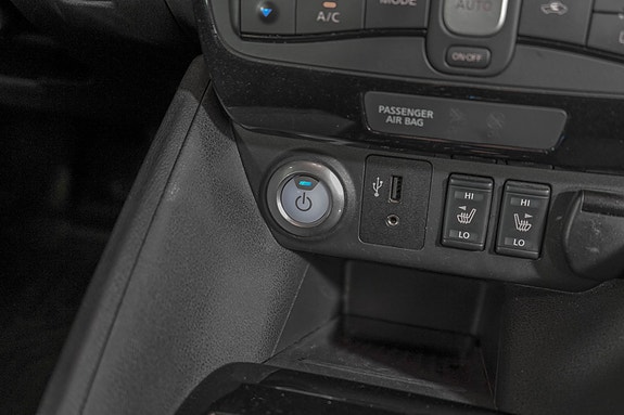Nissan Leaf 14 of 22