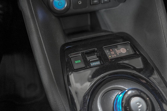 Nissan Leaf 21 of 22