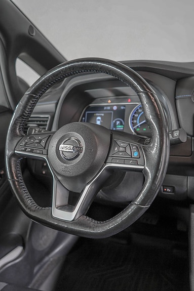 Nissan Leaf 15 of 22