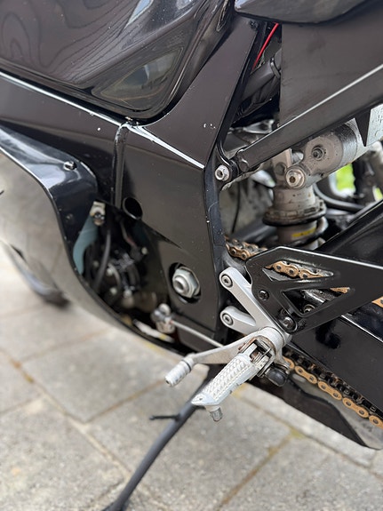 Suzuki GSX-R 750 20 of 28