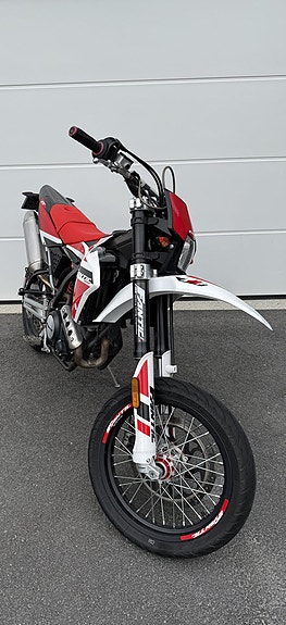 Fantic XMF 125 6 of 11