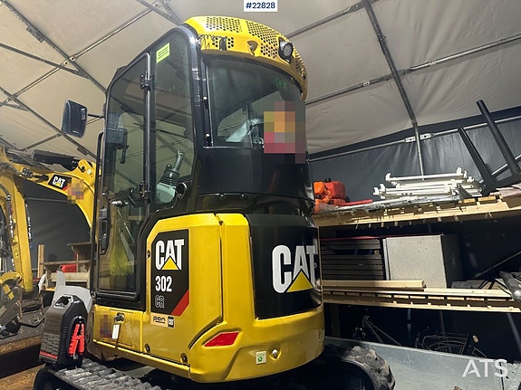 Cat 302CR minigraver m/ 3 skuffer og 2021 Brian James henger 7 of 30