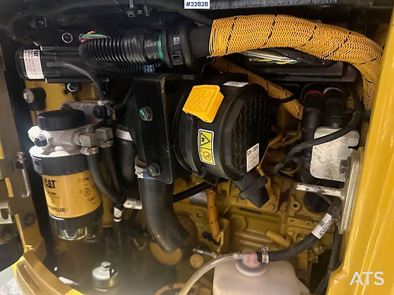 Cat 302CR minigraver m/ 3 skuffer og 2021 Brian James henger 11 of 30