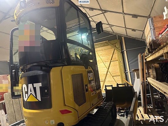 Cat 302CR minigraver m/ 3 skuffer og 2021 Brian James henger 18 of 30