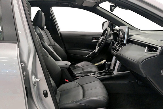 Toyota Corolla Cross 16 of 21