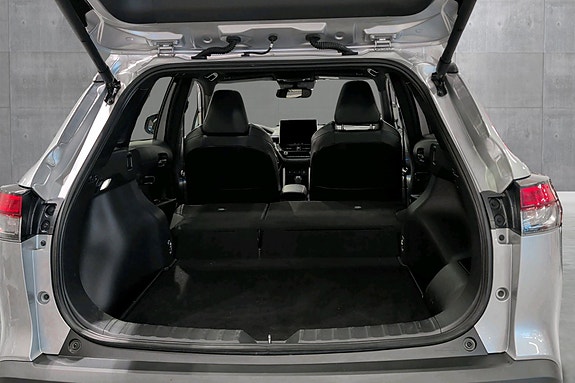 Toyota Corolla Cross 20 of 21