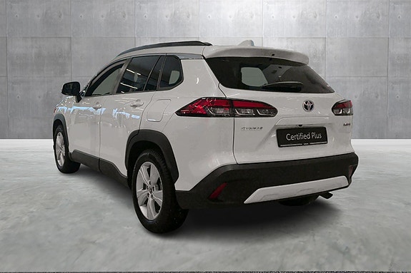 Toyota Corolla Cross 3 of 21