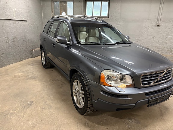 Volvo XC90 21 of 30
