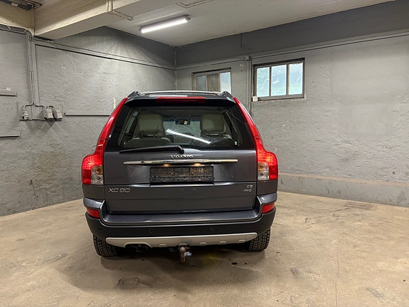 Volvo XC90 30 of 30