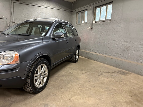 Volvo XC90 17 of 30