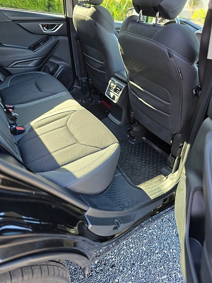 Subaru Forester 9 of 18