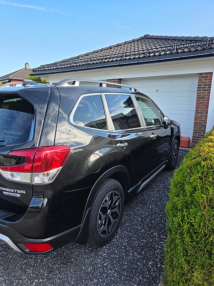 Subaru Forester 4 of 18