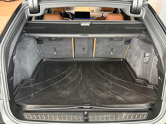 BMW 530xd 8 of 24