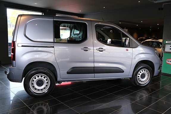 Opel Combo 4 of 30
