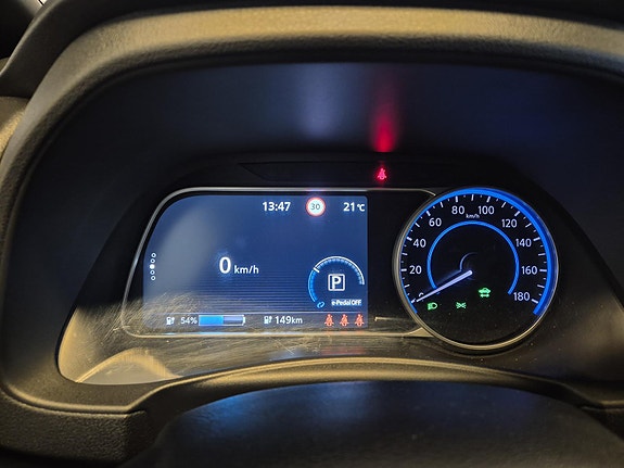 Nissan Leaf 16 of 22