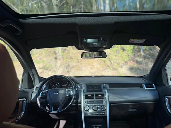 Land Rover Discovery Sport 14 of 25