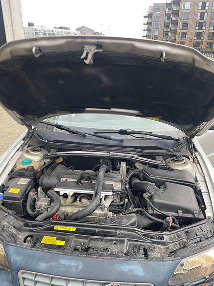 Volvo XC70 4 of 4